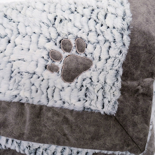 40 Winks Grey Luxury Plush Blanket