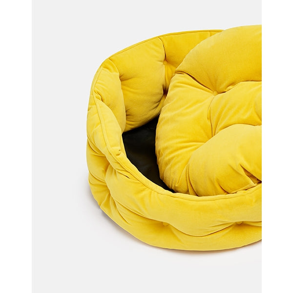 Joules Chesterfield Pet Bed Yellow