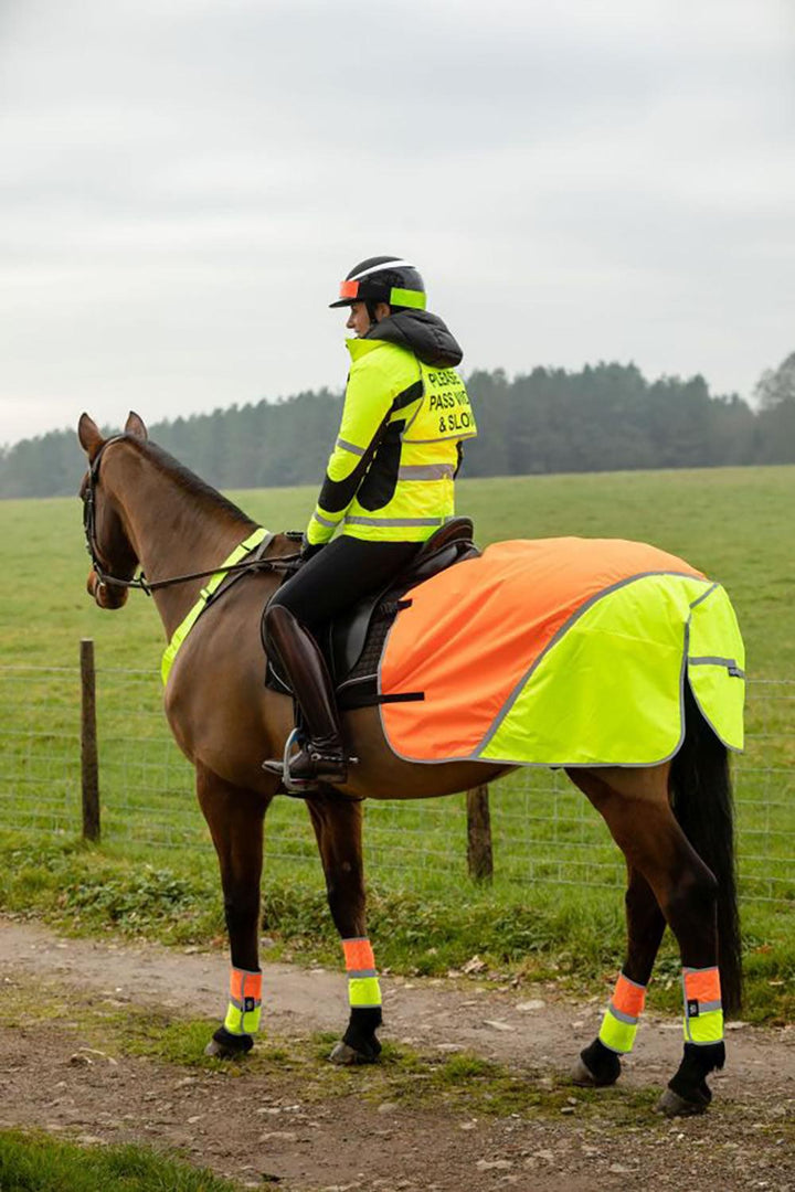 EQUISAFETY HI-VIS WATERPROOF QUARTER SHEET YELLOW/ORANGE