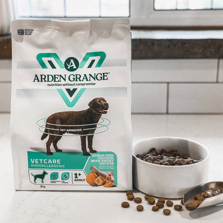 Arden Grange VetCare Hypoallergenic Hydrolysed Chicken with Sweet Potato